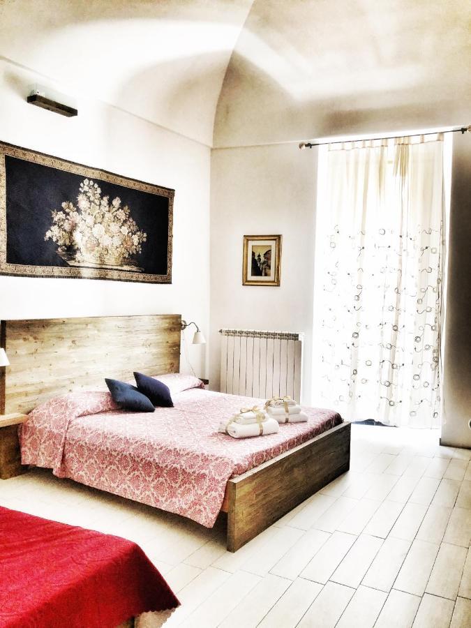 Bed and Breakfast Palazzo Salìa Lecce Esterno foto
